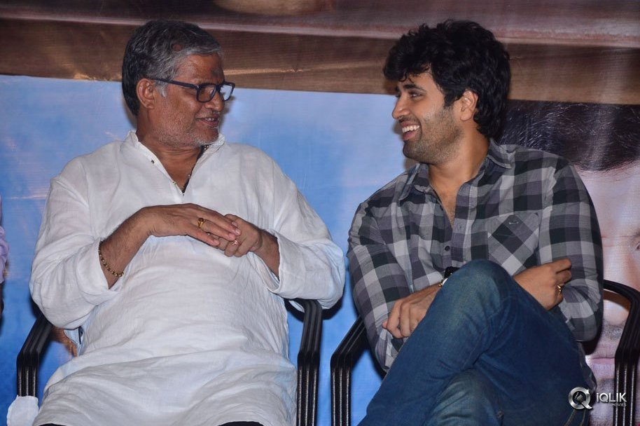 Ami-Thumi-Movie-Pre-Release-Function